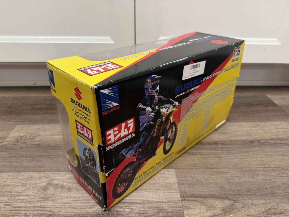2014 James Stewart #7 1:6 Die-Cast Dirtbike Toy Suzuki RMZ450 NewRay MX Rare New - Image 3 of 4