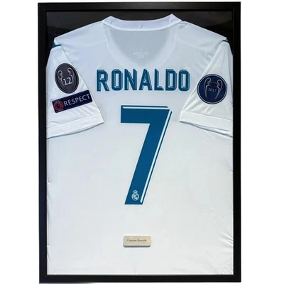 Preços baixos em Nike Cristiano Ronaldo Real Madrid Futebol Clube