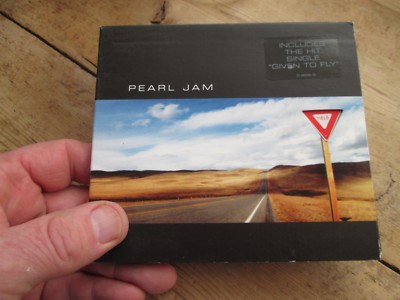 PEARL JAM - YIELD CD