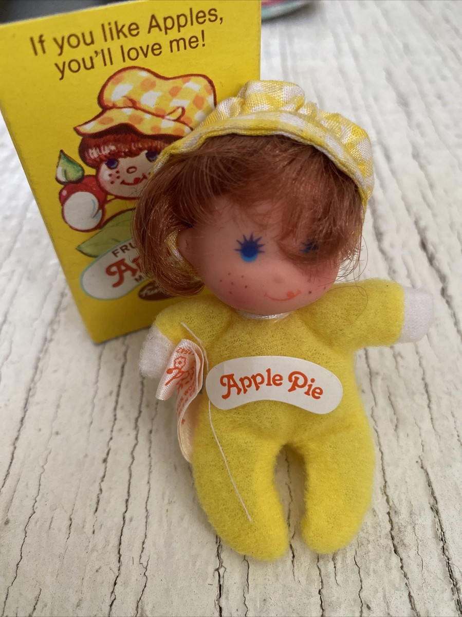 Vintage 80's Fun World Fruit Scented Apple Pie Matchpack Pocket