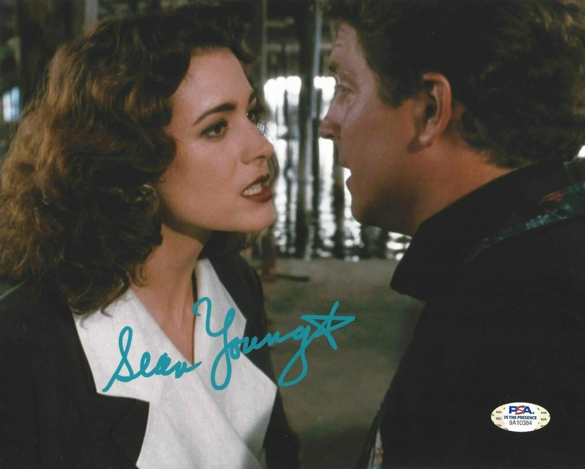 Sean young ace hotsell ventura pet detective