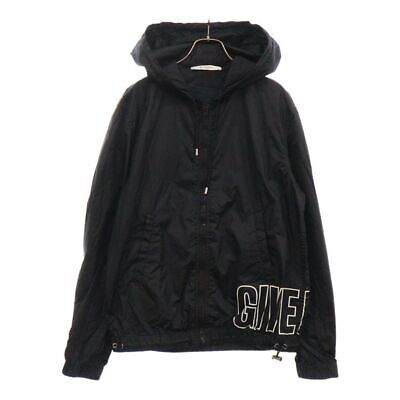 GIVENCHY Side Logo Print Nylon Jacket Zip Parka Black GIVENCHY Side Logo Print Nylon Jacket Zip Parka Black