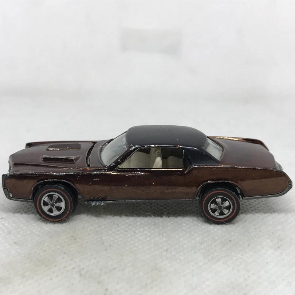 Hot Wheels Redline Custom Eldorado 1968 marrón blanco interior Hecho en Estados Unidos Foto 2 de 4
