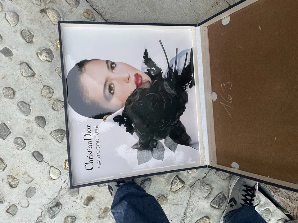 Estuche de viaje Christian Dior vintage color azul con imagen Dior Foto 4 de 4