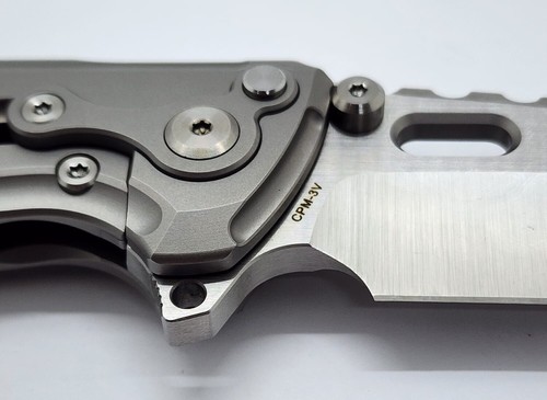 Reate Knives T1000 3.5 Inch Tanto CPM3V Blade Bead Blasted Grey Titanium Handle - Picture 3 of 12