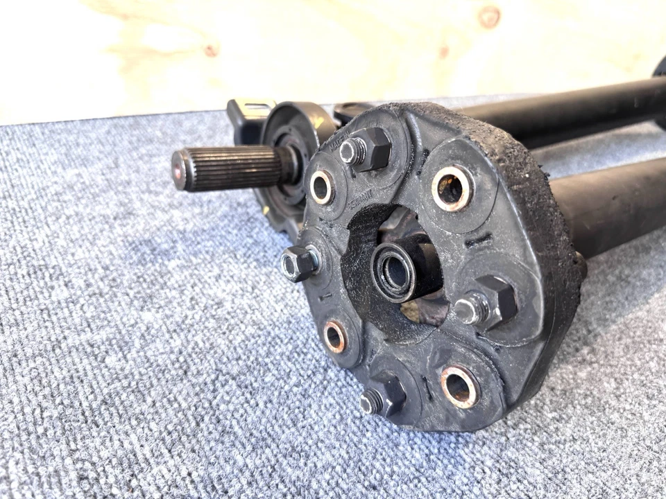 2017 Mercedes-Benz C63 AMG Driveshaft Drive Shaft 2055001  41K MILES - Image 2 of 4