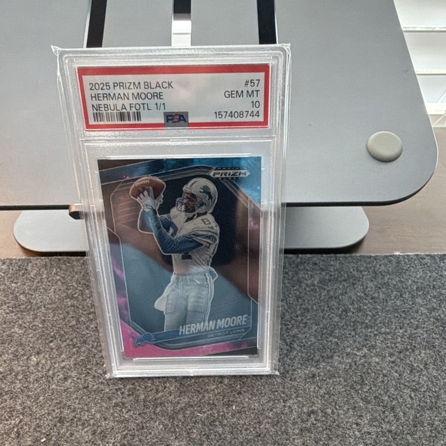 Panini 2025 Prizm Black Herman Moore Detroit Lions #57 Nebula FOTL 1/1