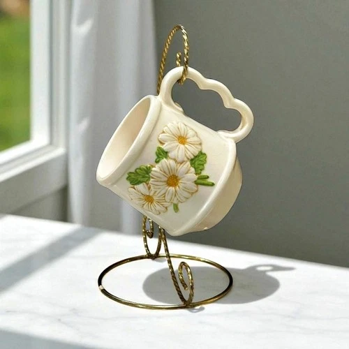 VTG Metlox Poppytrail Vernon Sculptured Daisy Three Finger Handle Coffee Mug Cup