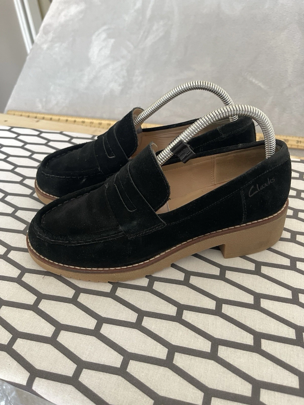 Mocassini Clarks Eden Penny scarpe da donna neri taglia UK 6 scamosciati grossi