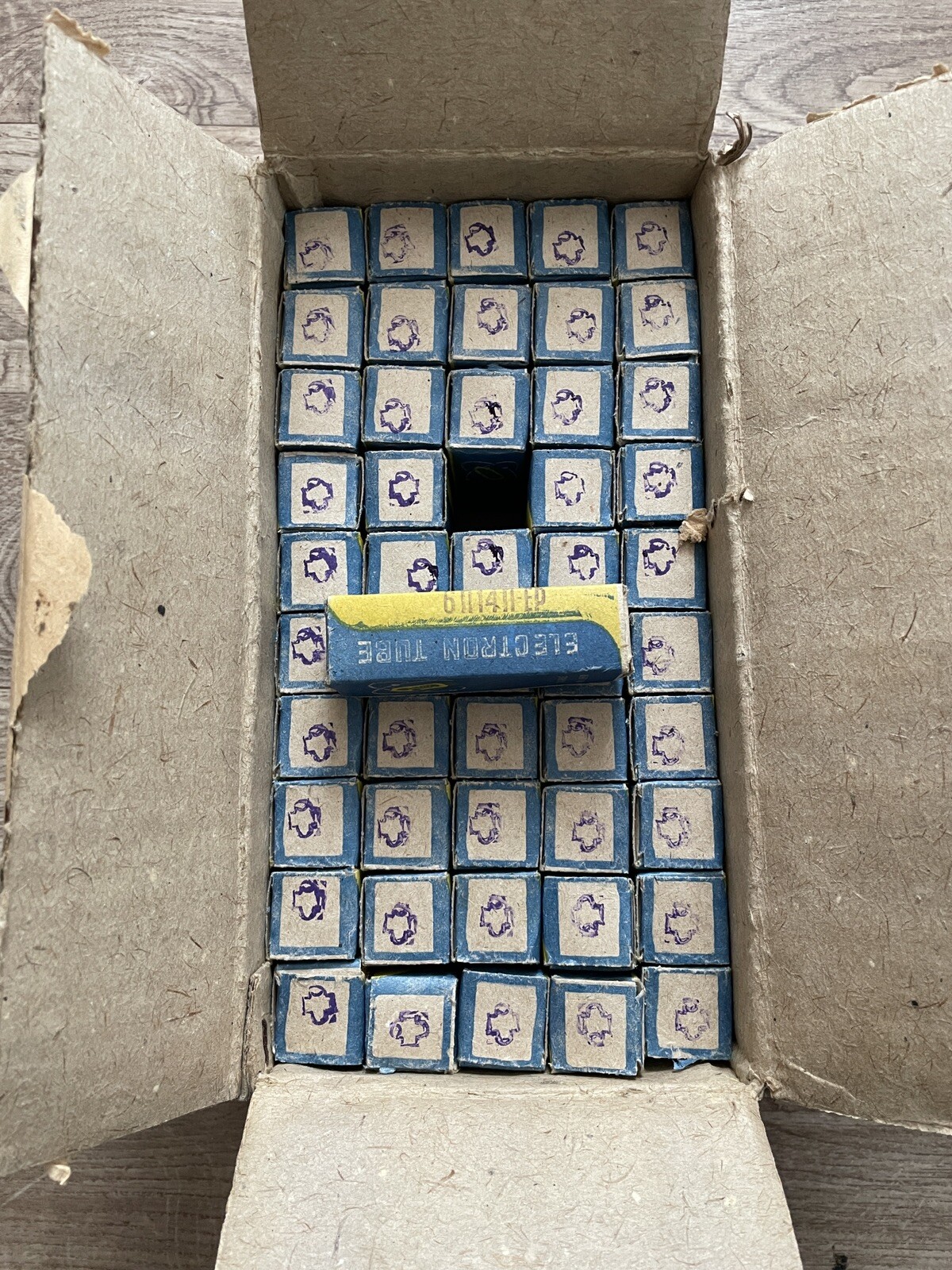 Picture 1 of 3