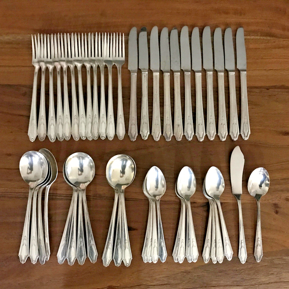 1881 Rogers Oneida KESWICK Silverplate Flatware Art Deco 48 Pc VGC