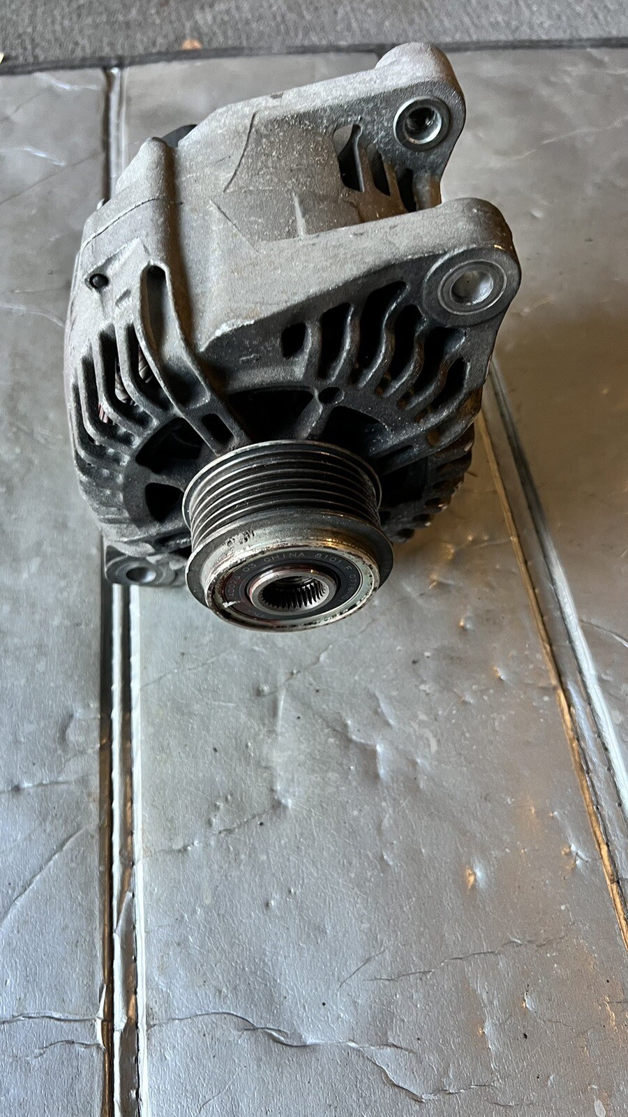 2013 Hyundai Sonata OEM 13.5V 110 Amp Alternator 87K Valeo 373002G150