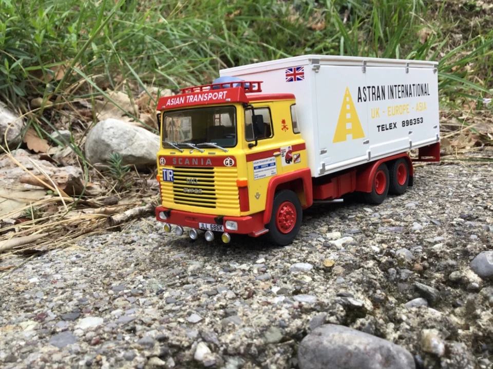 Camion Vintage Truck SCANIA Astran International LB140 1989 Die Cast Model 1/43 - Immagine 4 di 4