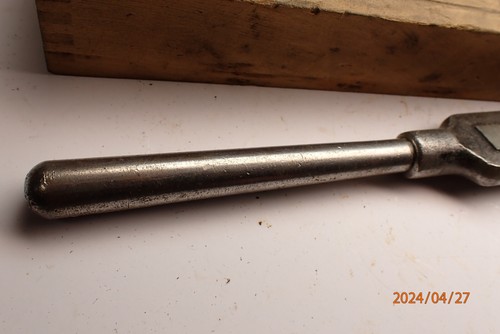VINTAGE S.W. CARD NO. 7 METAL THREADING TAP WRENCH W/ WOODEN BOX MACHINIST TOOL - Picture 9 of 24