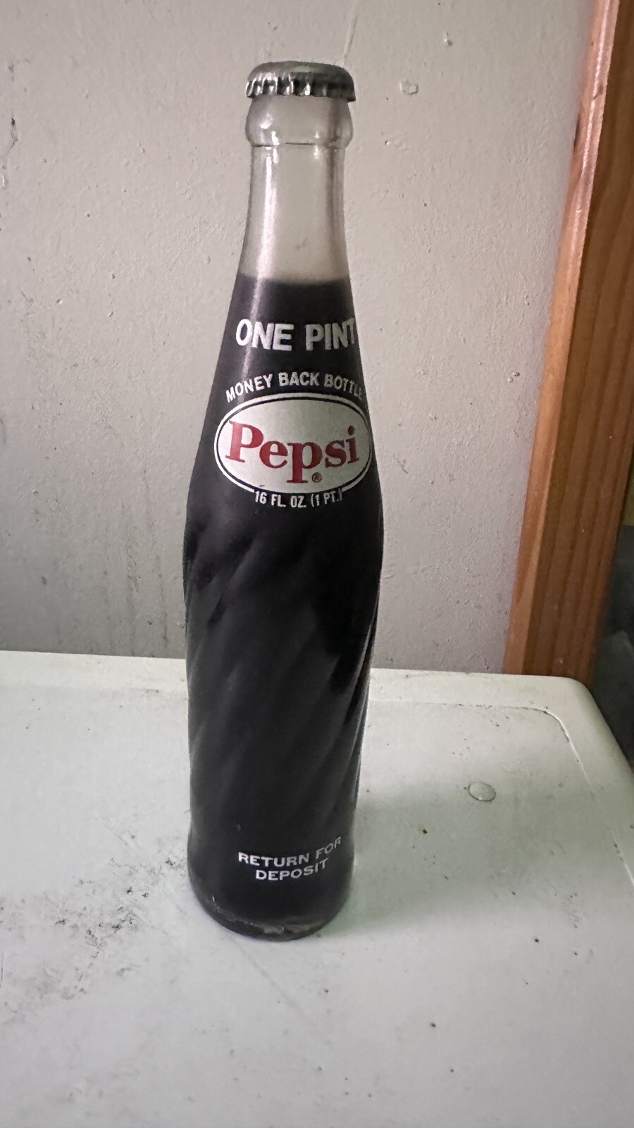 Vintage Pepsi-Cola 16 Fl. Oz. One Pint Swirl Glass Bottle