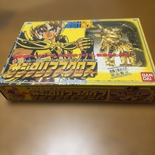 BANDAI Saint Seiya Gold Action Figure with Accessories Set Vintage