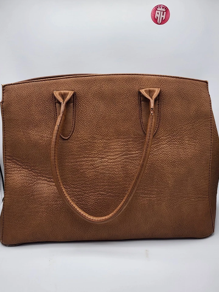 Bolso de mano boho grande de cuero marrón firma NY&C para mujer Foto 4 de 4