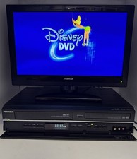 Toshiba DVD/Video Cassette Recorder DVR620KU VHS, HDMI Player W/Remote, RCA,HDMI