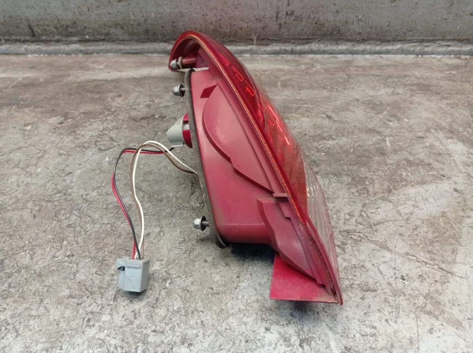 Faro Posteriore Interno Destro Per FORD FOCUS II CABRIOLET 1.6 6N41-13A602-A - Immagine 3 di 4