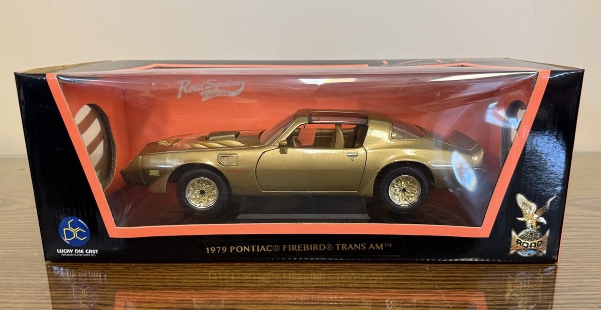 ROAD SIGNATURE 1/18 SCALE 1979 PONTIAC FIREBIRD TRANS AM