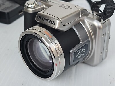 Olympus SP-800UZ 14.0MP Digital Camera - Silver Mint w/ Bag and