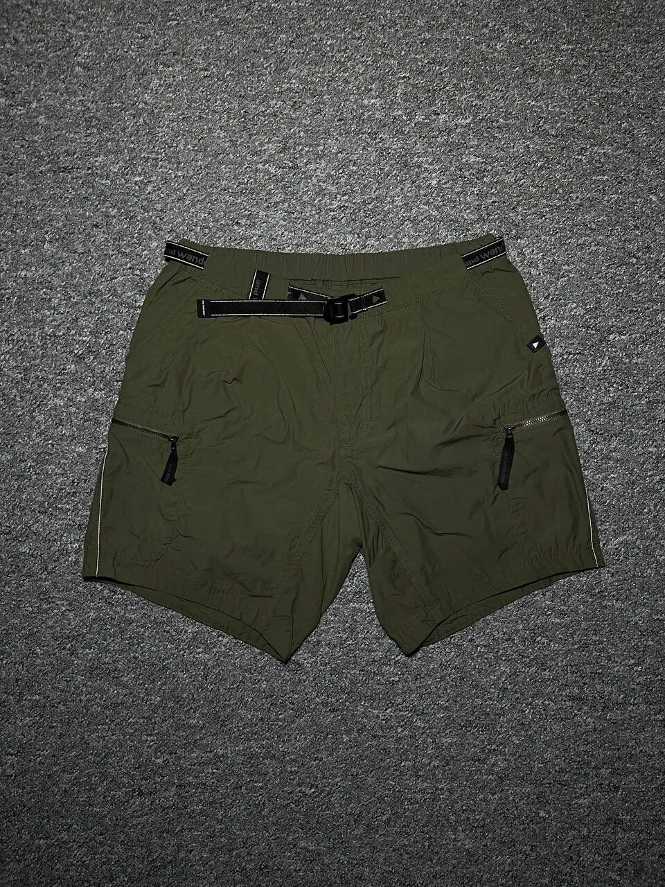 AND WANDER Tough Nylon Khaki Shorts   Made in JAPAN   SIZE 36(XL)4