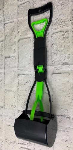 Non Breakable Pet Poop Scoop for Dogs and Cats with Long Handle