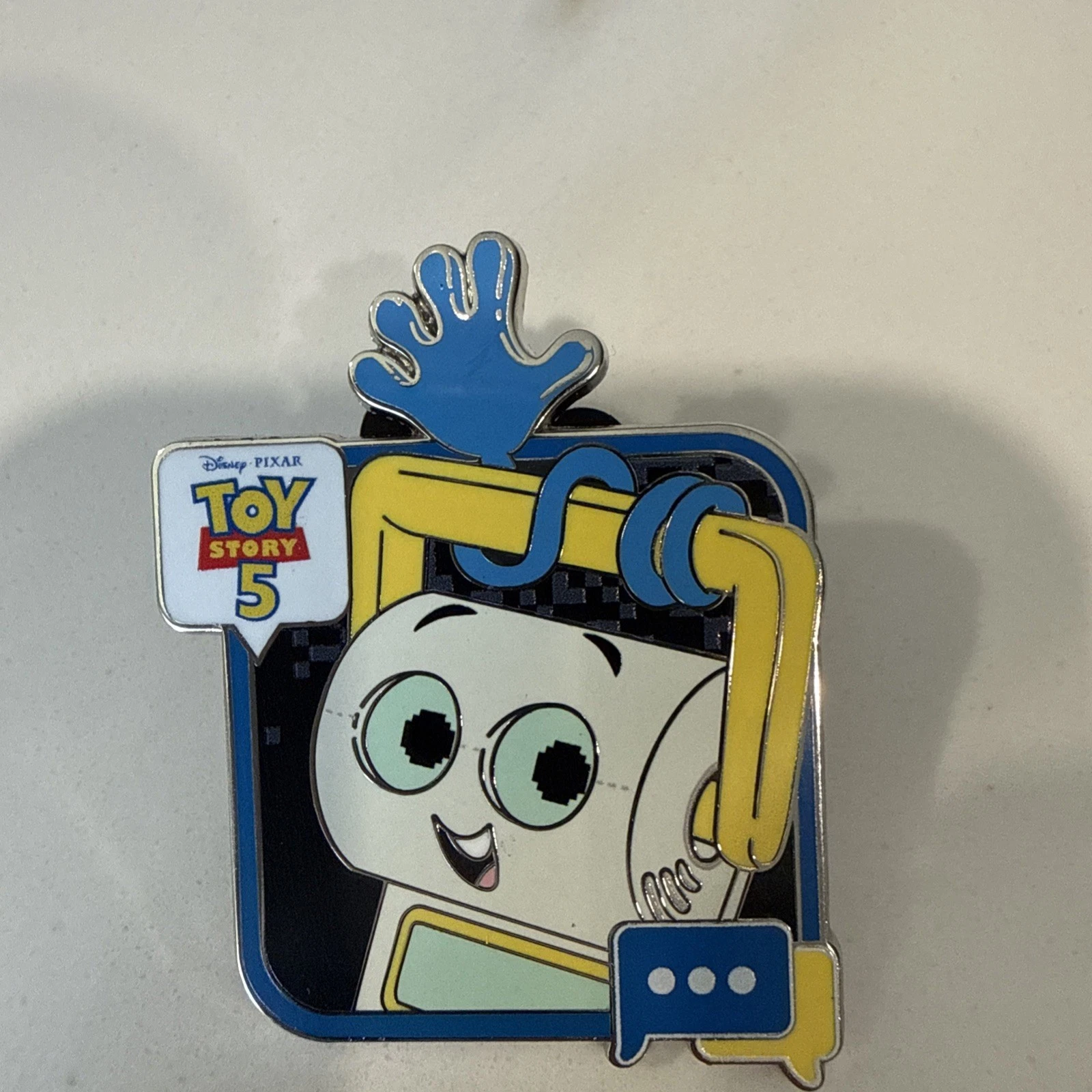 2026 DISNEY PIXAR TOY STORY 5 MYSTERY BOX PIN SMARTY PANTS