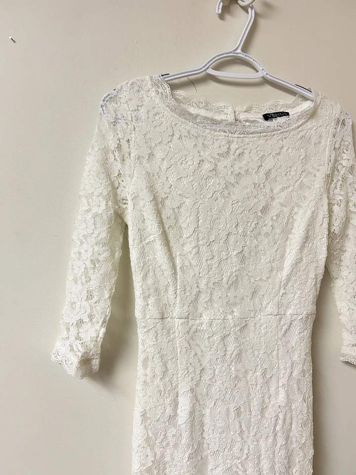 Vestido de novia Venus largo de encaje blanco manga corta semi tren talla 6 Foto 3 de 4