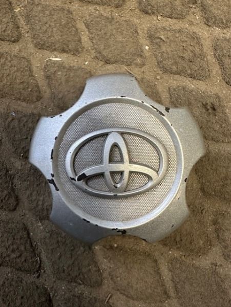 CENTER CAP FITS Wheel 17x6-1/2 Steel 06-12 RAV4 545463