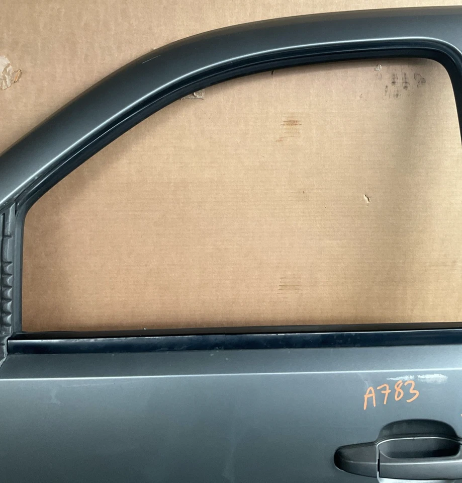 Suburban 1500 2007-2011 puerta delantera izquierda conductor pieza original de fábrica OEM Foto 3 de 4