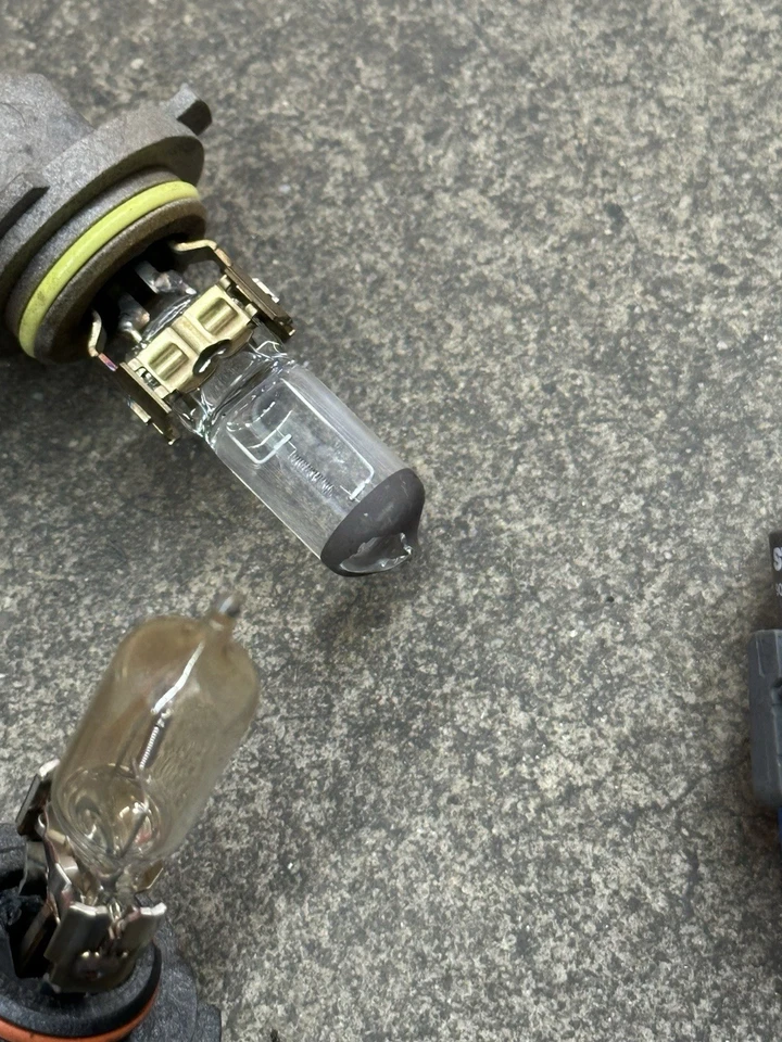 BMW E36 Z3 HEADLIGHT HIGH BEAM CONNECTOR PLUG WIRE HARNESS PIGTAIL SET OEM - Image 3 of 4