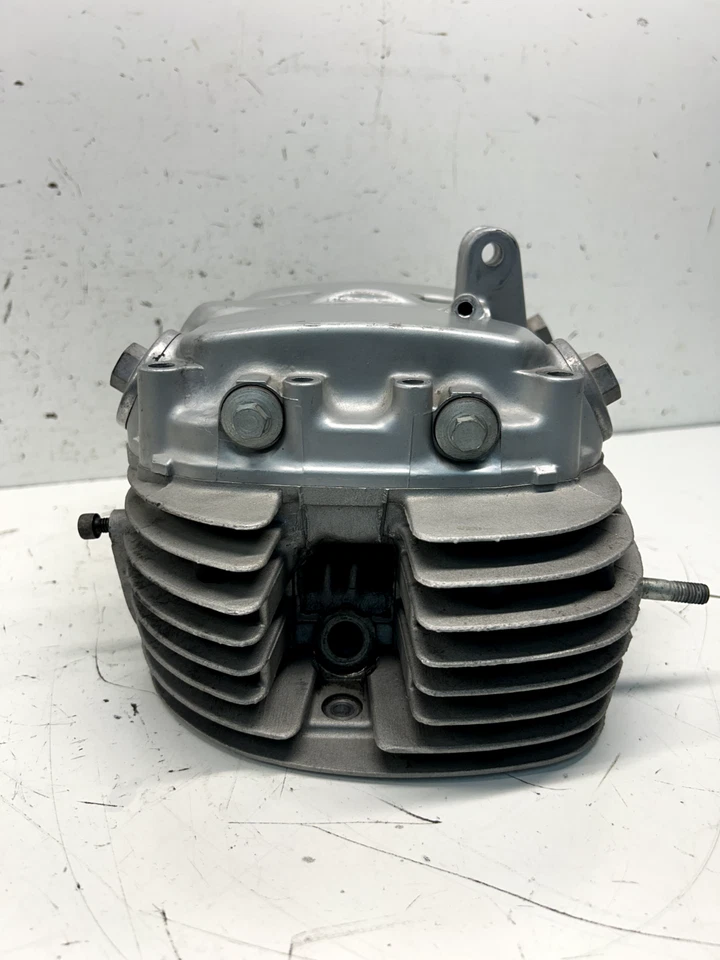 Conjunto de extremo superior del motor Yamaha xs400 xs 400 / cabezal / árbol de levas / válvulas (1981) Foto 2 de 4