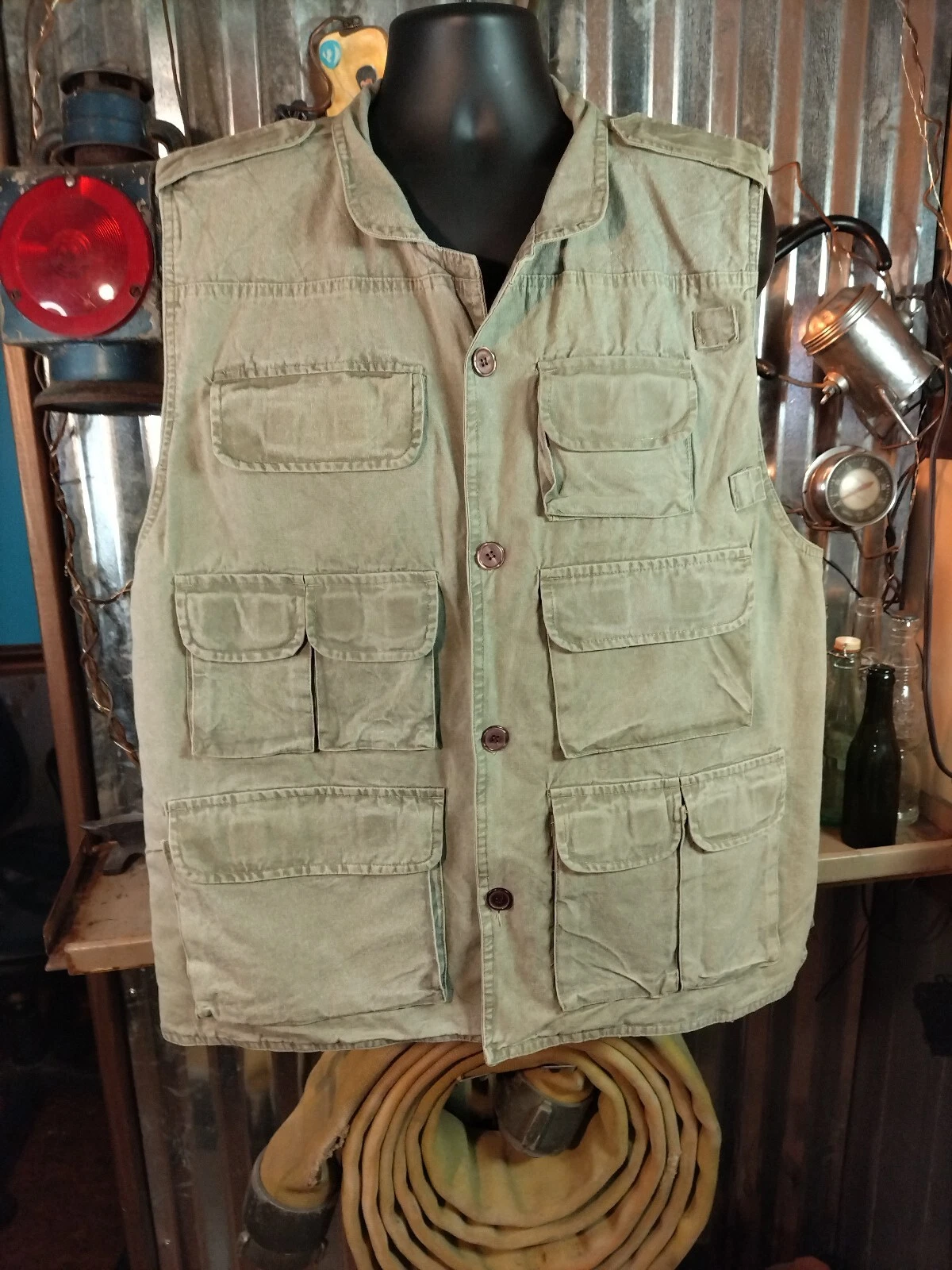 Gander Mountain Utility Vest Mens L Beige Multi-Pockets~ Field Hunter Camp Hike