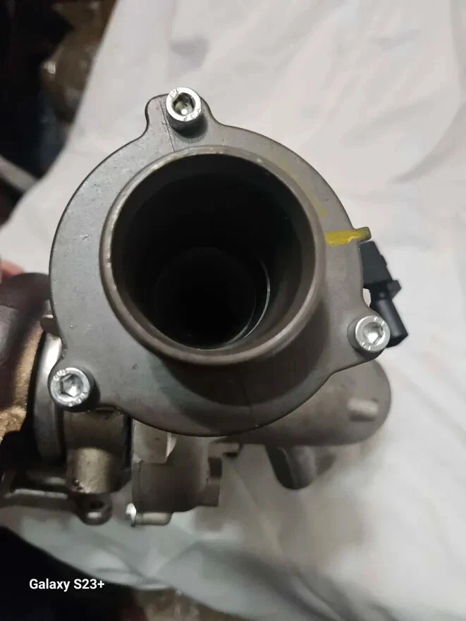 Turbocompresor para 2.0 TFSI Audi A4/5/6/7/8 Q5 A4 A5 A6 A7 06L145702 Foto 3 de 4