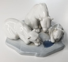 Superb Ret. 6 1/4" Lladro Porcelain #1443 Bearly Love Polar Bears Figurine Mint