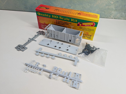Tolva cubierta Roundhouse escala HO 2 bahías New York Central NYC #883227 KIT LEER | Condition: Used
