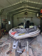 2002 Skeeter ZX 225 with Yamaha V-Max Engine Boat Outboard Motor