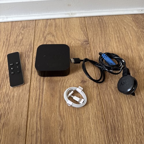 Apple TV 4. Generation 32GB HD Media Streamer (A1625)