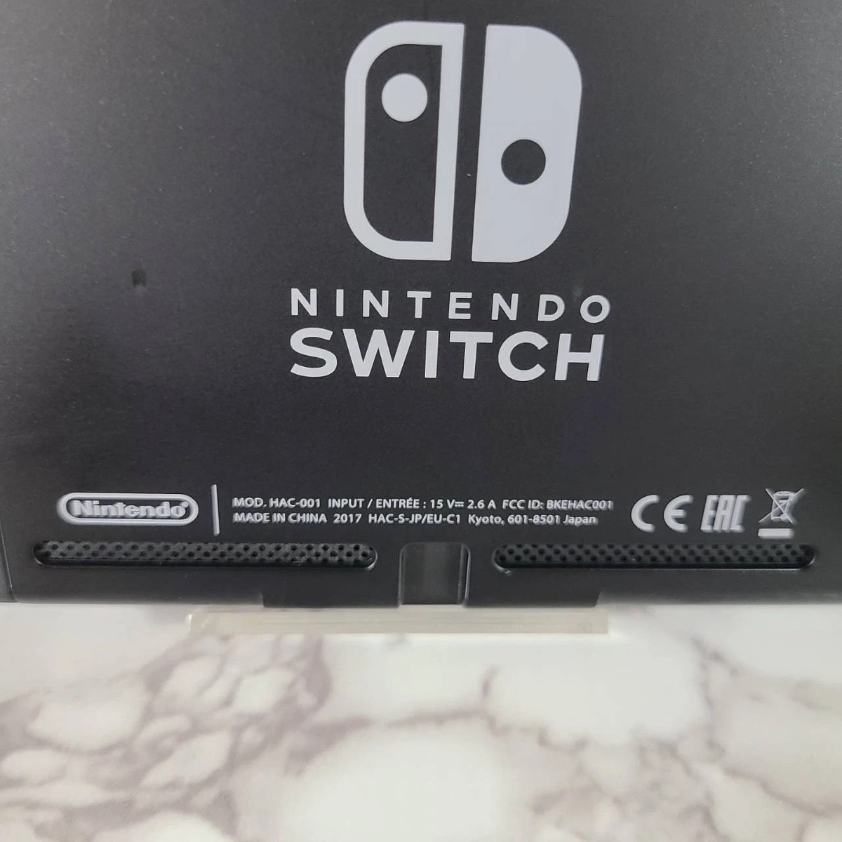 Nintendo Switch UNPATCHED V1 HAC-001 Console Joy-con AC Adapter