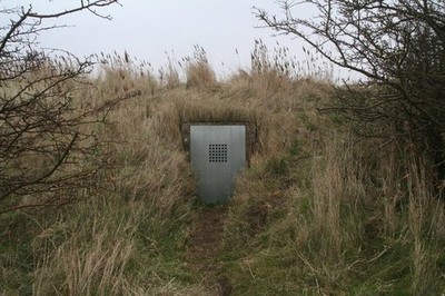 Photo 6x4 Oh dear, somewhere else we can't go, the Donna Nook Observation c2018