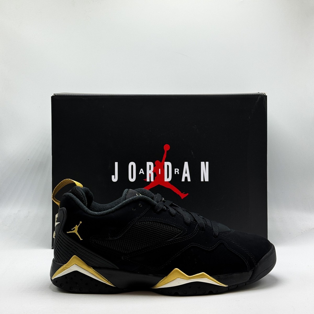 NEW* Men NIKE Air Jordan MVP 92 BLACK / METALLIC GOLD (HQ3950-007