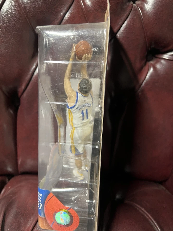 Figura deportiva Klay Thompson McFarlane SPD Serie 27 2015 Golden State Warriors  Foto 4 de 4