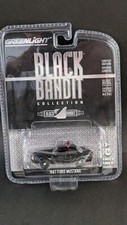 Greenlight Black Bandit 1987 Ford Mustang Police 1:64
