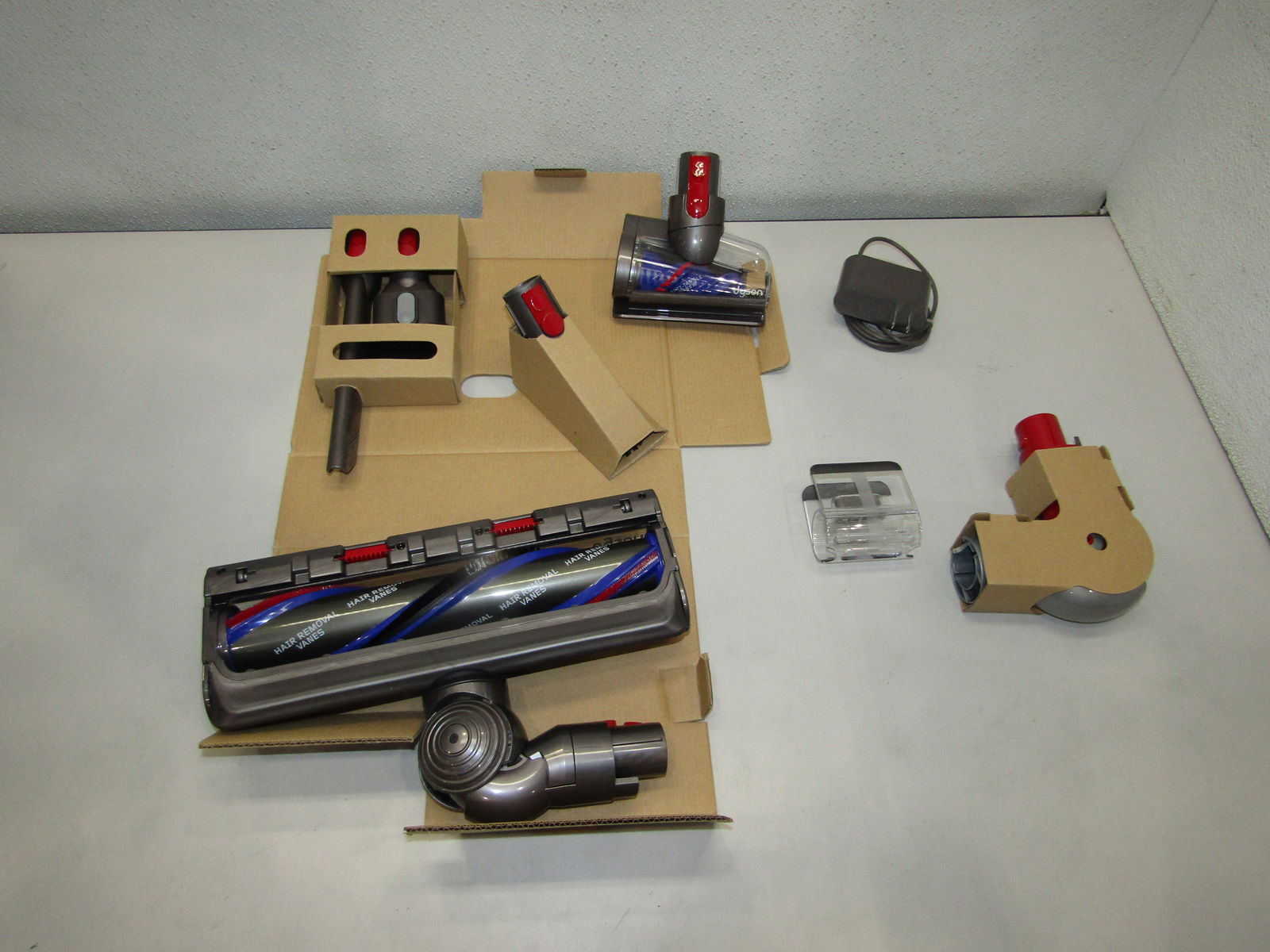 Dyson Outsize Plus SV29 Cordless Vacuum Nickel eBay