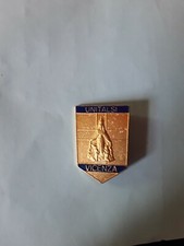 broche epinglette  dore  emaillée  vicenza@cross crucifix 