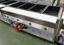 Vollrath 38104 ServeWell Hot Food Table, 700W / 120V / 4 Wells  / Used