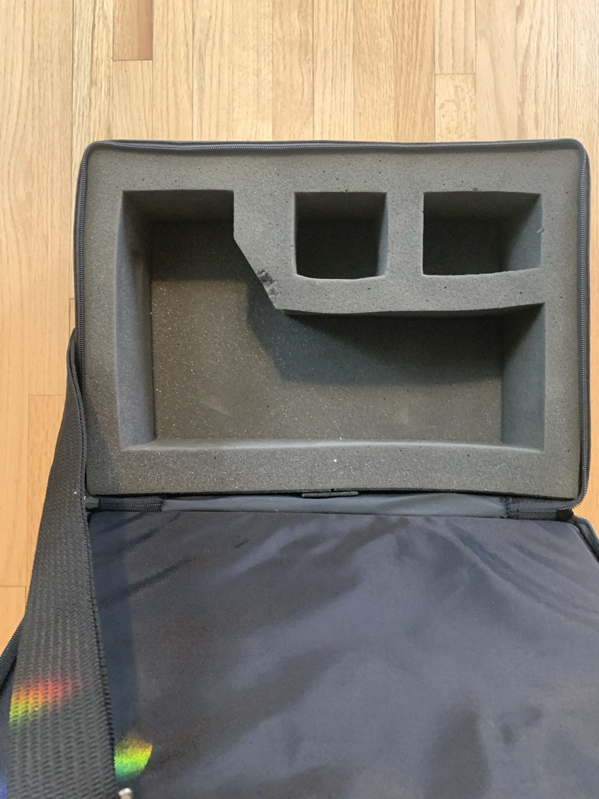 JUGS PROFESSIONAL SPORTS RADAR GUN w/ CASE, Batteries, Charger, Tested Works!!