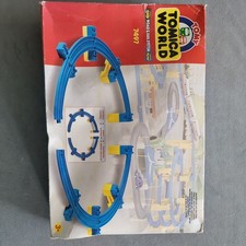 Tomy Tomica World Road & Rail System 7497 - Sloping Curve Rail Kit