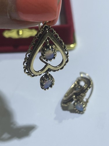 Antique 14k Yellow Gold Hearts Australian Fire Opal Dangle Earrings - Picture 3 of 15